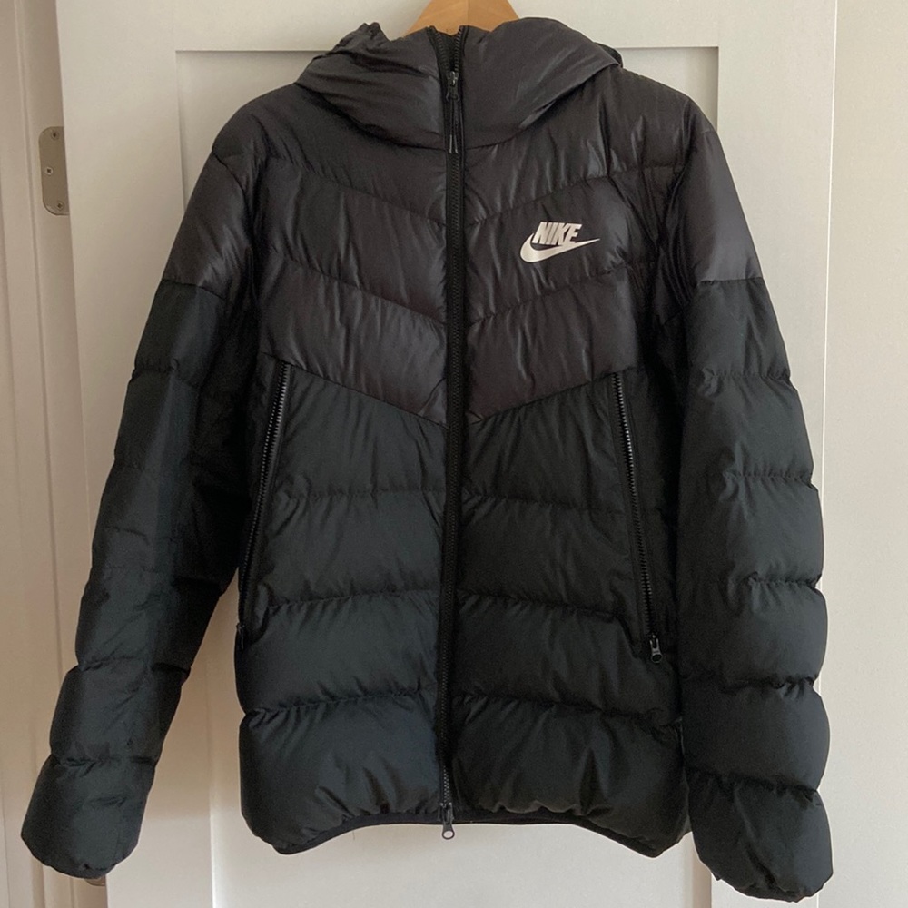 Nike Windrunner puffer jacket Black